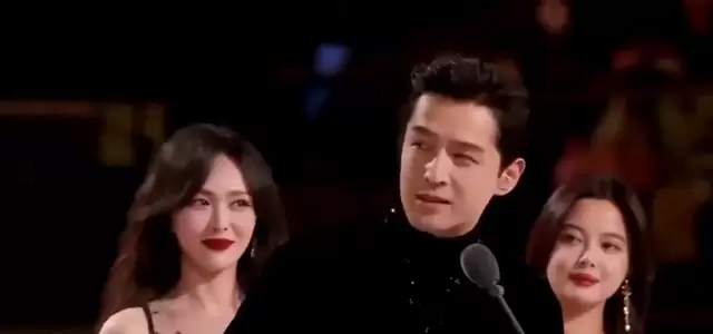 唐嫣赵又廷《爱情没有神话》空降央视八套 - 现场图