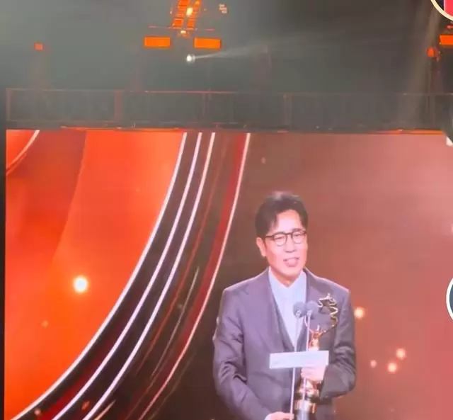 于和伟北影节凭《二手杰作》获最佳男主角 - 相关图片
