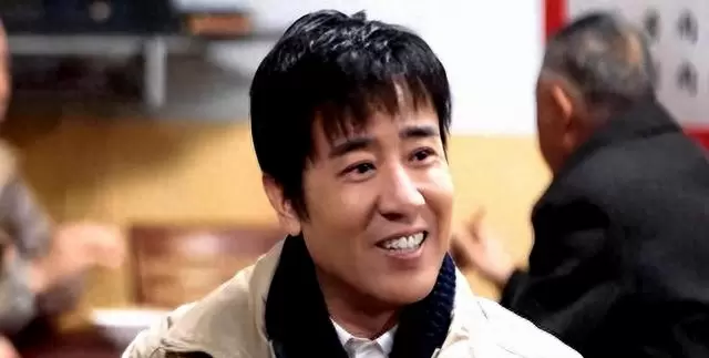 《黑夜告白》开播4集口碑升温，谢东燊执导聚焦1997元龙里失踪案 - 现场图