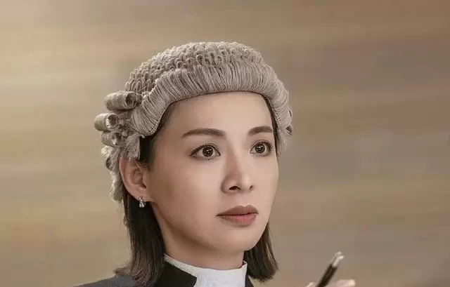 陈炜主演TVB新剧《模范律师团》定档，三年三部律政剧奠定专业形象 - 相关图片
